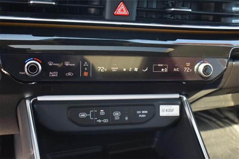 2025 Kia Carnival Hybrid SX PrestigeImage 36