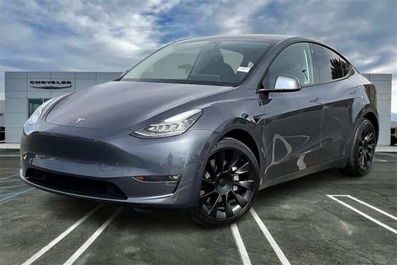 2021 Tesla Model Y Long RangeImage 1