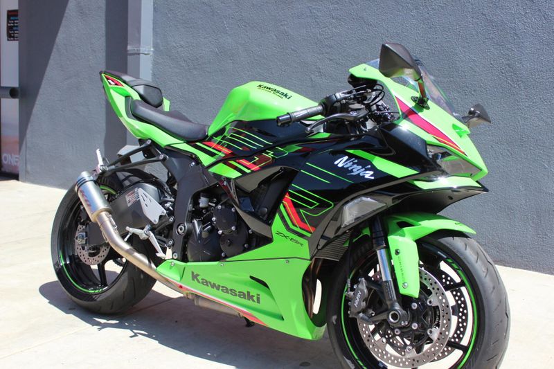 2024 Kawasaki Ninja ZX-6R ABS Image 8