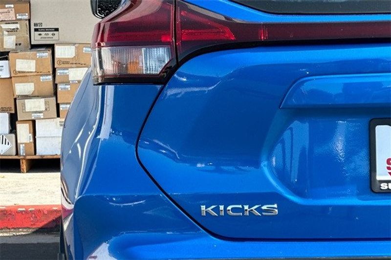 2024 Nissan Kicks SImage 20