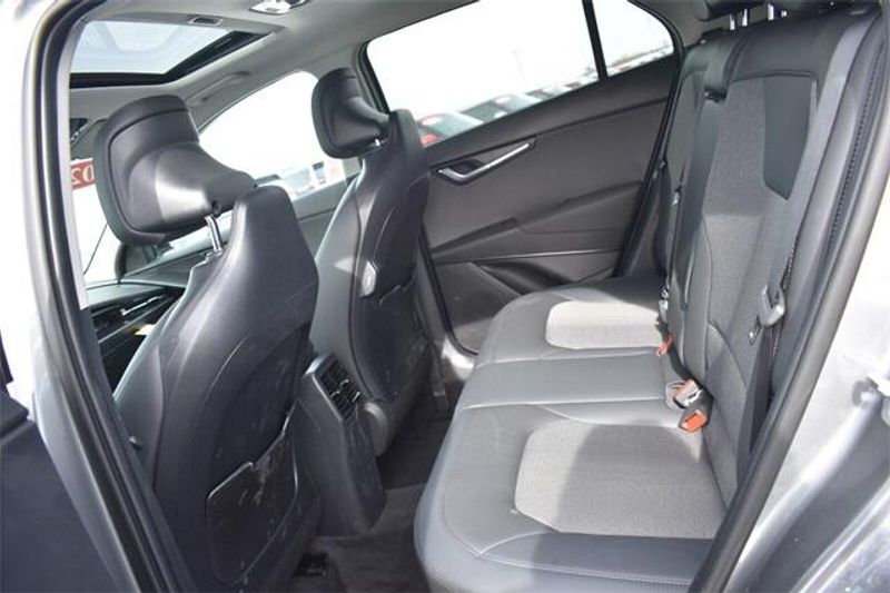 New 2025 Kia Niro EX TouringImage 17