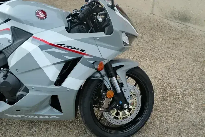 NEW 2026 HONDA CBR600RR ABS Image 13