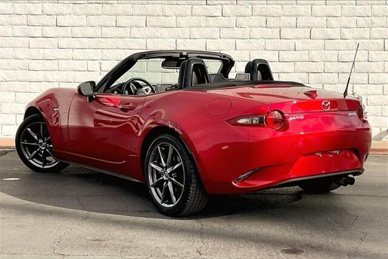 2016 Mazda MX-5 Miata Grand TouringImage 10