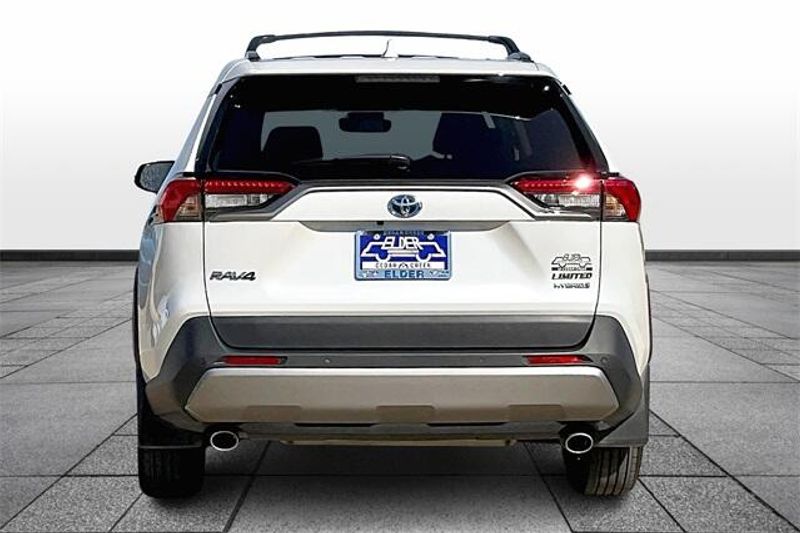 2024 Toyota RAV4 Hybrid LimitedImage 4