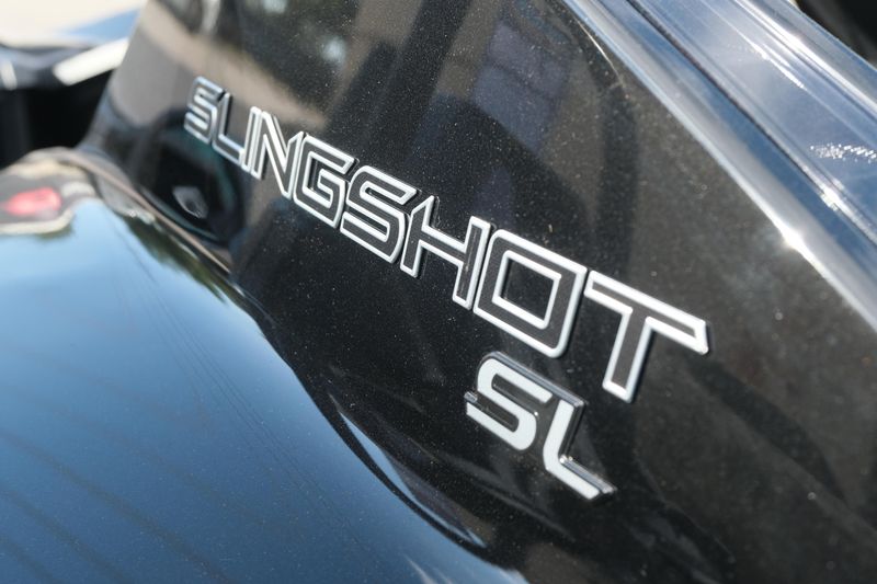 NEW 2025 POLARIS SLINGSHOT SL AUTODRIVE Image 24