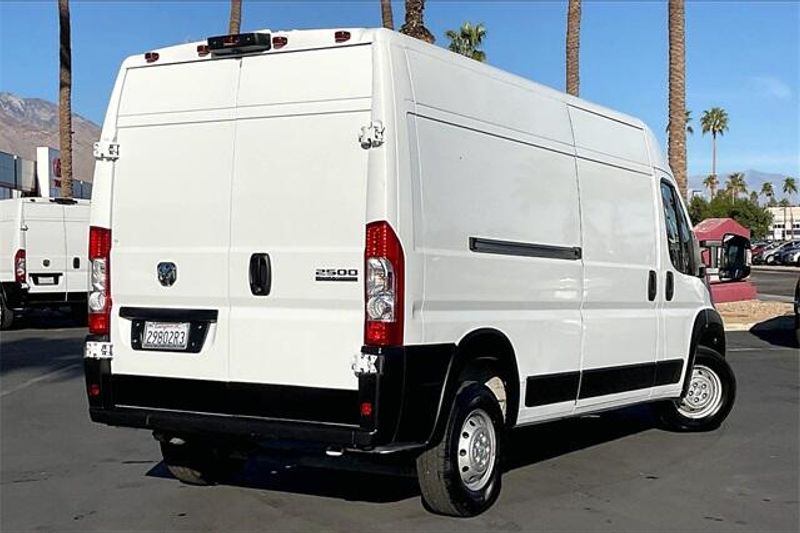 2023 RAM ProMaster 2500 High RoofImage 13