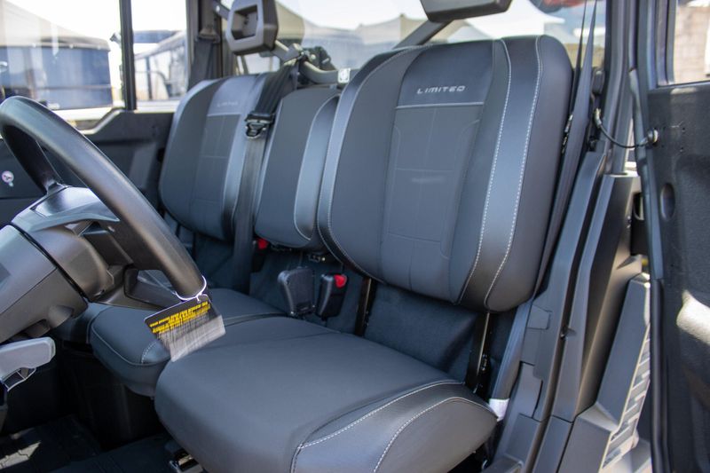 NEW 2026 CAN-AM DEFENDER LIMITED CAB HD11 Image 13