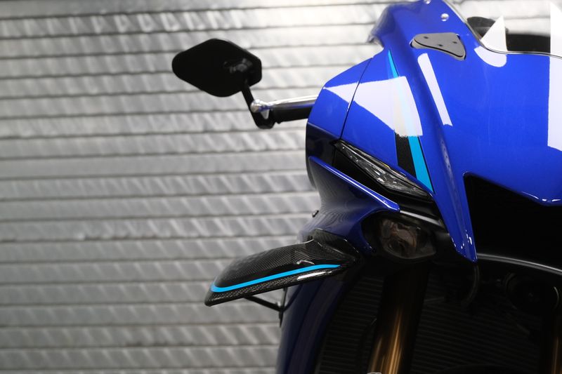 NEW 2026 YAMAHA YZFR1 Image 10