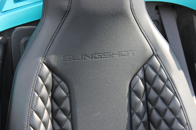 Used 2023 Polaris SLINGSHOT R MANUAL Image 25