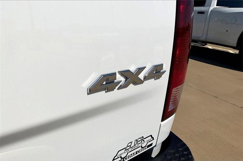 2024 RAM 1500 Classic Tradesman Crew Cab 4x4 5