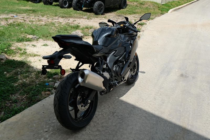 New 2025 Kawasaki NINJA ZX4R ABS METALLIC SPARK BLACK Image 3