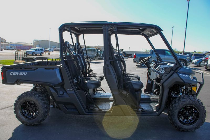 NEW 2025 CAN-AM DEFENDER MAX XT HD9 Image 6