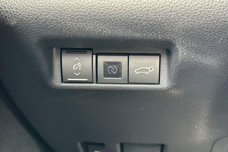 New 2026 Toyota RAV4 Plug-In Hybrid XSEImage 29