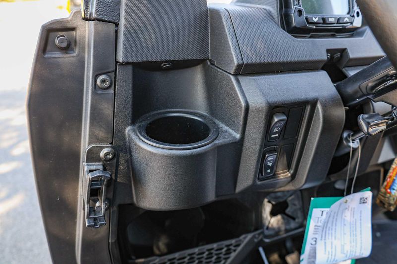 NEW 2026 POLARIS RANGER CREW 1000 PREMIUM Image 31