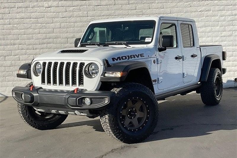 2021 Jeep Gladiator MojaveImage 1