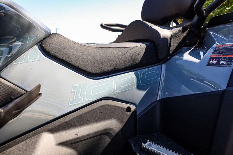 2025 CFMOTO CFORCE 1000 TOURING TUNDRA GREY Image 23