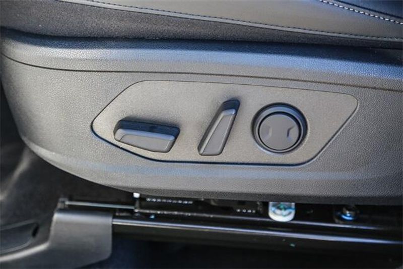 2025 Kia Sorento SImage 23