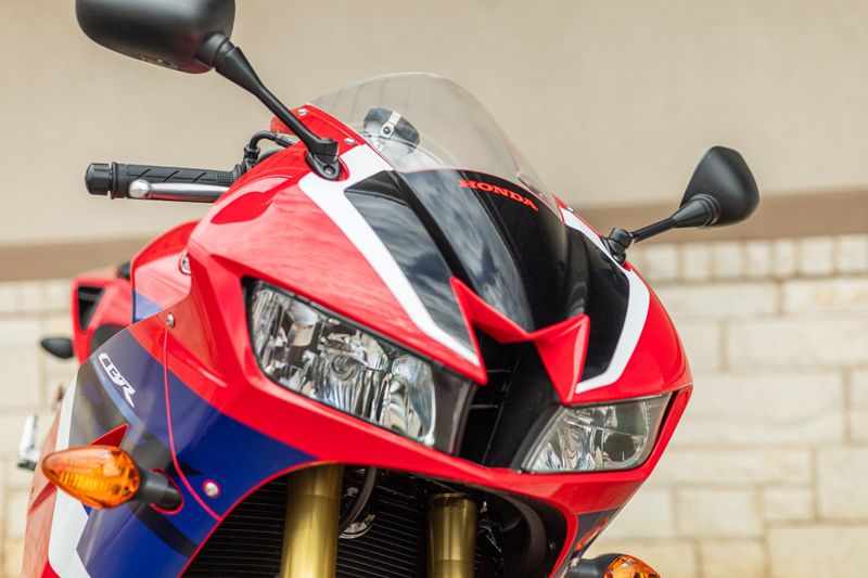 2024 Honda CBR1000RR GRAND PRIX RED Image 4