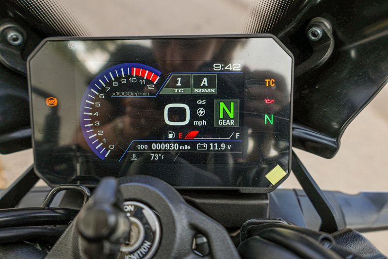 USED 2024 SUZUKI GSX-8S Image 12