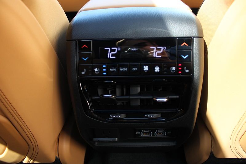 2025 Jeep Grand Cherokee L Summit Reserve photo 27