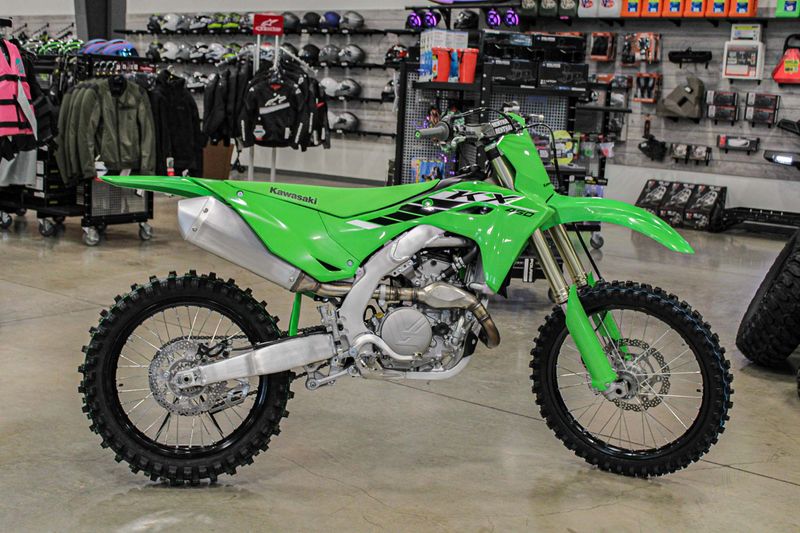 2025 Kawasaki KX 450  LIME GREEN Image 10