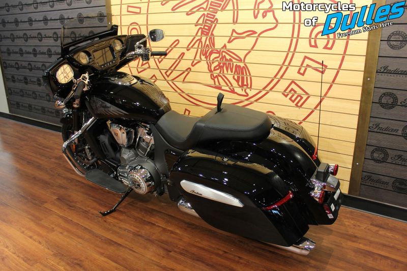 2025 Indian Motorcycle Chieftain PowerPlus Limited Image 6