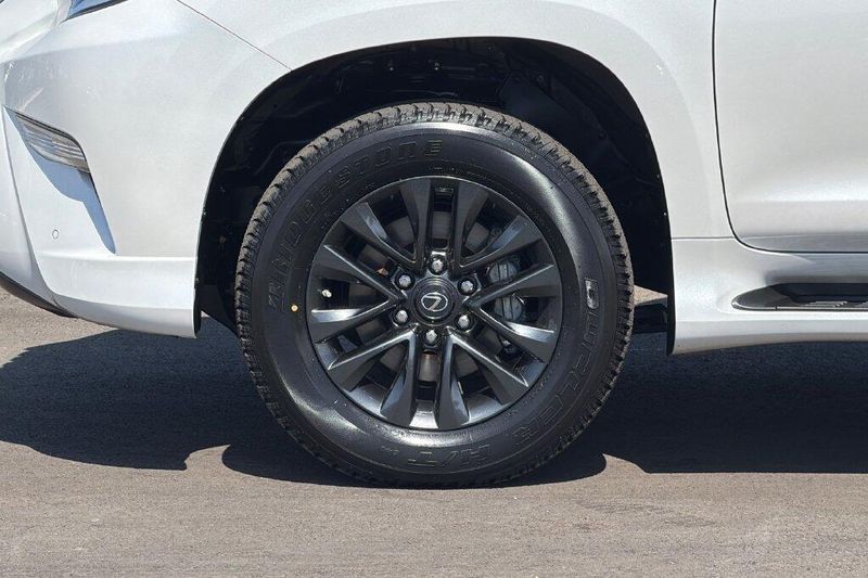 Used 2023 Lexus GX 460Image 23