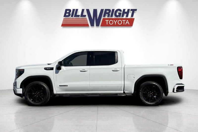 Used 2025 GMC Sierra 1500 ElevationImage 6