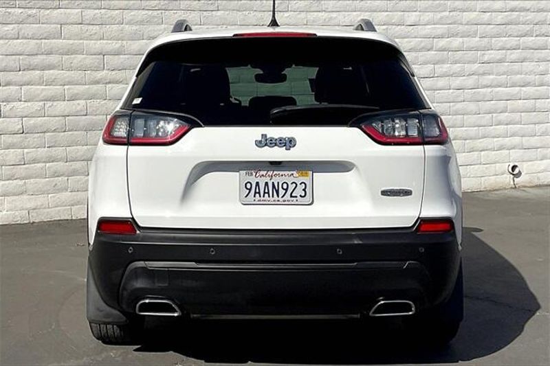 2021 Jeep Cherokee Latitude LuxImage 3