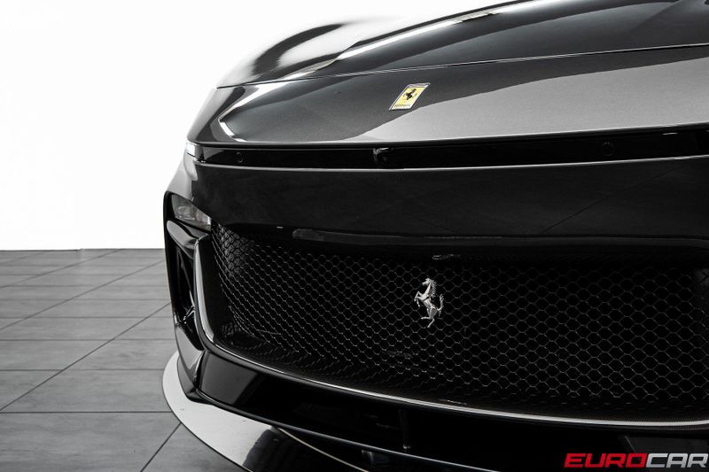 2025 Ferrari Purosangue *PANORAMIC ROOF * PASSENGER DISPLAY*Image 11