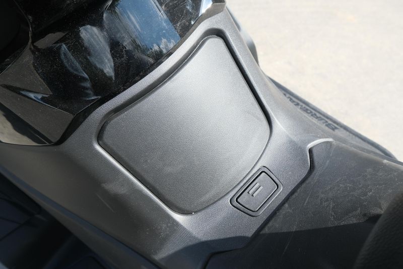 NEW 2026 SUZUKI BURGMAN 400 Image 16