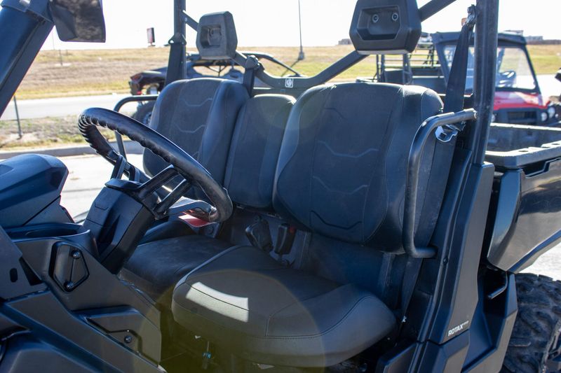 USED 2021 CAN-AM DEFENDER XT HD10 Image 11