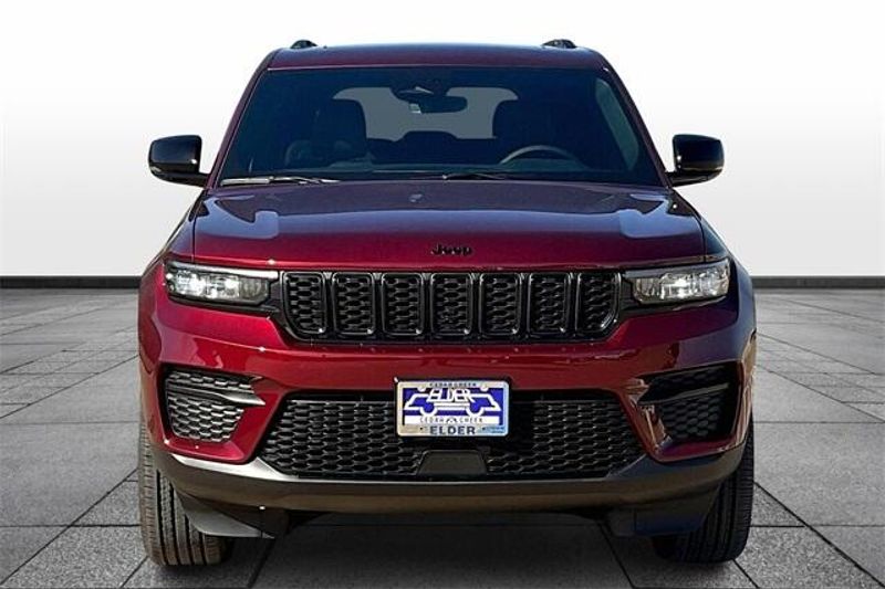 2025 Jeep Grand Cherokee Altitude X 4x4Image 5