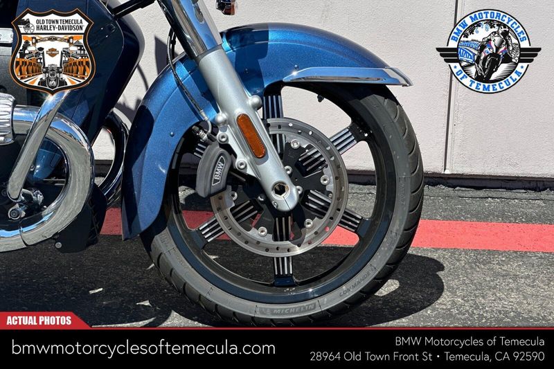 2023 BMW R 18 Transcontinental in a GRAVITY BLUE METALLIC exterior color. BMW Motorcycles of Temecula – Southern California (951) 506-6903 bmwmotorcyclesoftemecula.com 