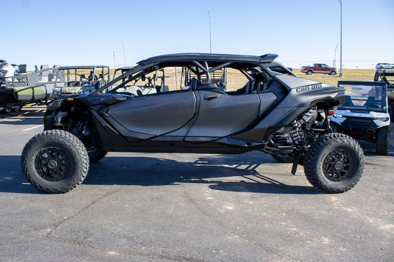 NEW 2026 CAN-AM MAVERICK R MAX X WITH SMARTSHOX 999T DCT Image 8