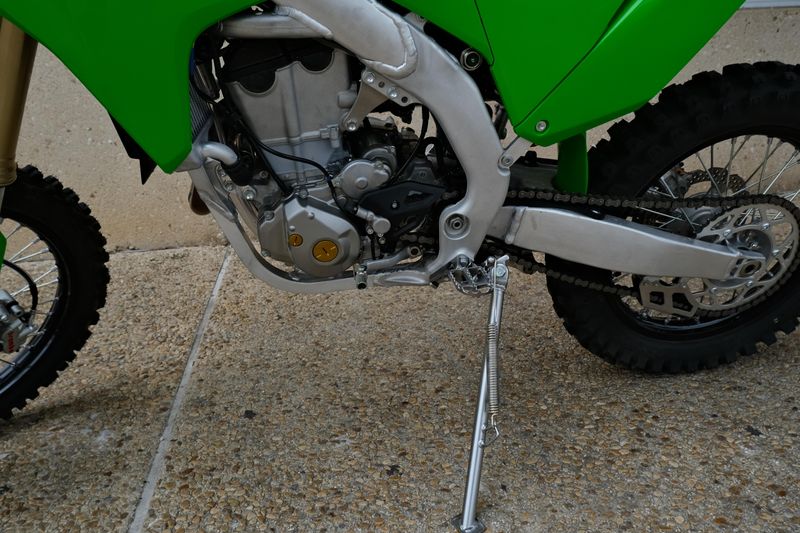 2025 Kawasaki KX450X LIME GREEN Image 5