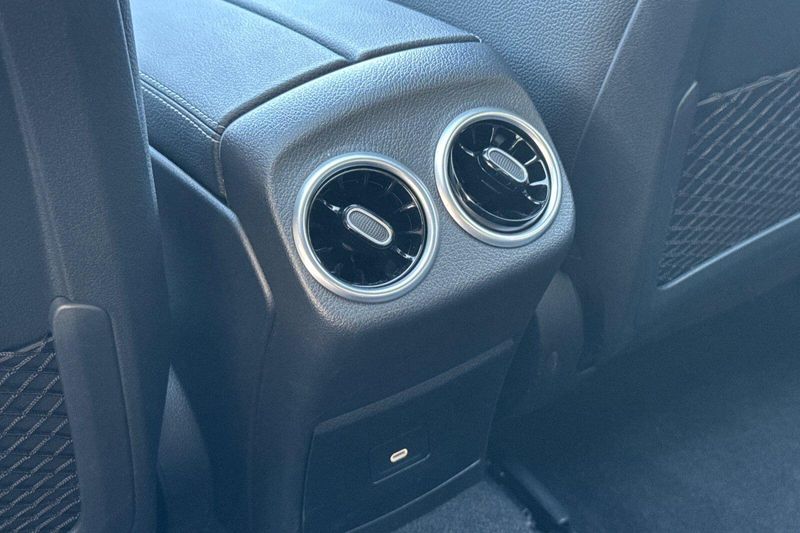 Used 2025 Mercedes-Benz CLA 250Image 14