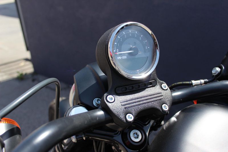 2022 Harley-Davidson Sportster Iron 883 Image 8