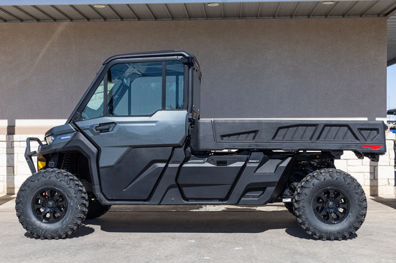 2024 Can-Am  DEFENDER PRO LIMITED  HD10 STONE GRAY Image 6