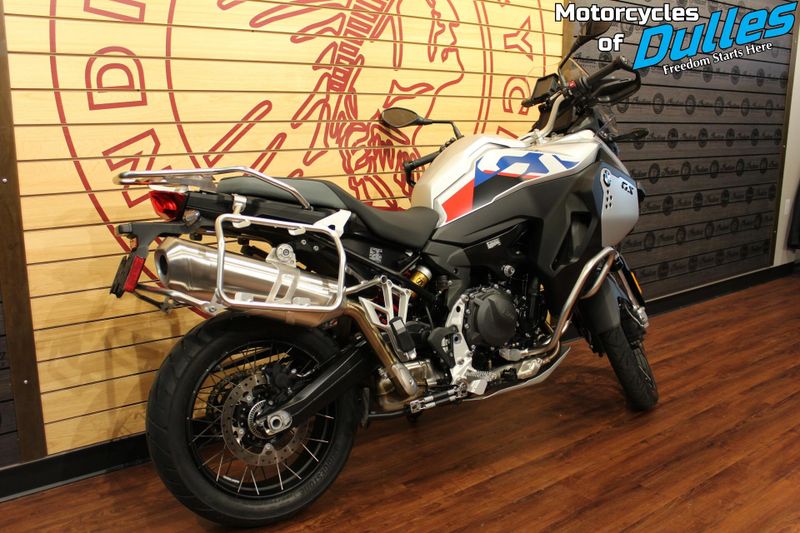2024 BMW F900GS Adventure Image 8