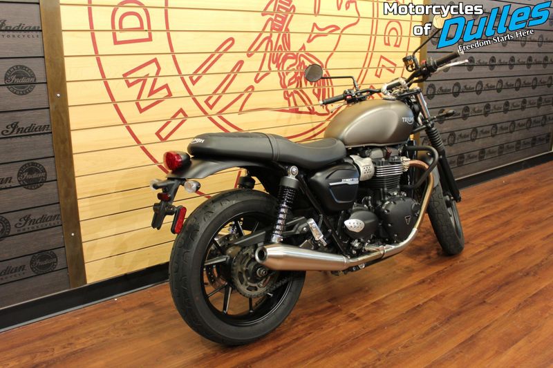 2020 Triumph Street Twin Image 8