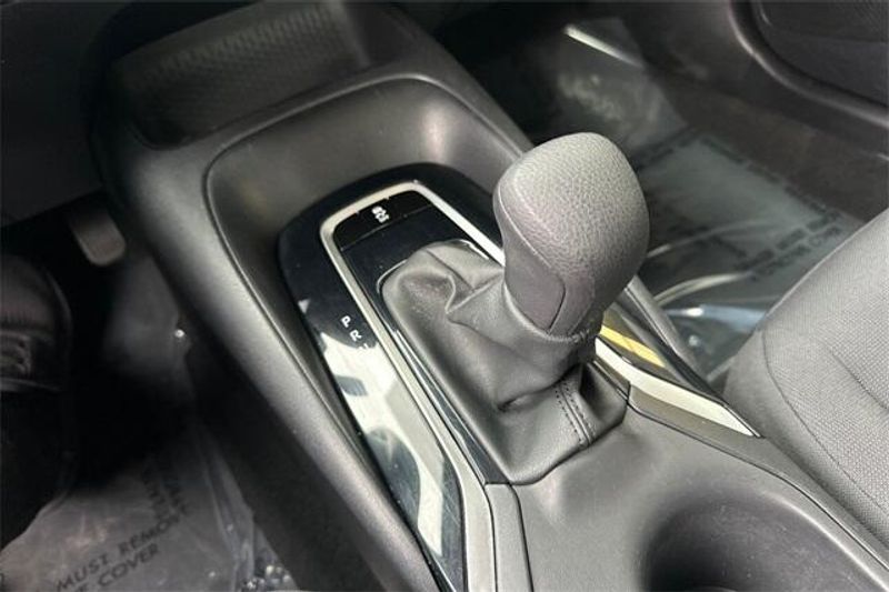 2024 Toyota Corolla LEImage 18