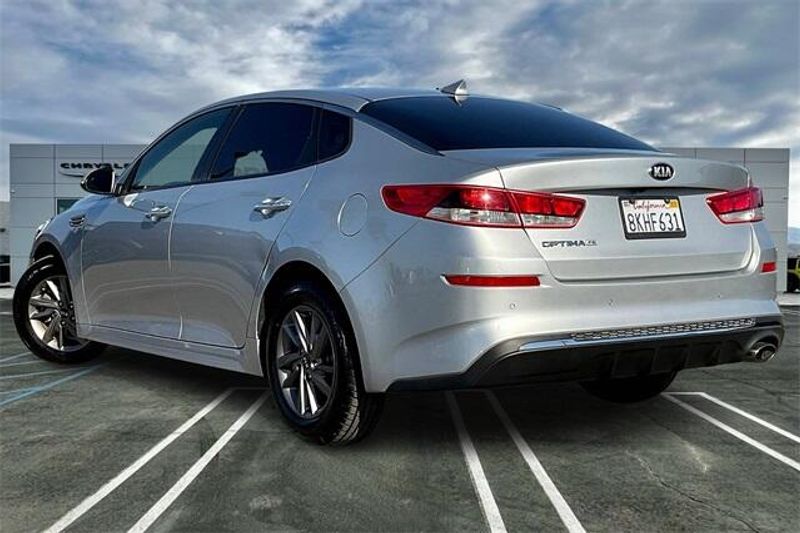 2020 Kia Optima LXImage 10