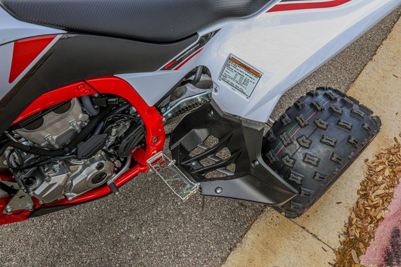 NEW 2026 YAMAHA YFZ450R SE Image 12