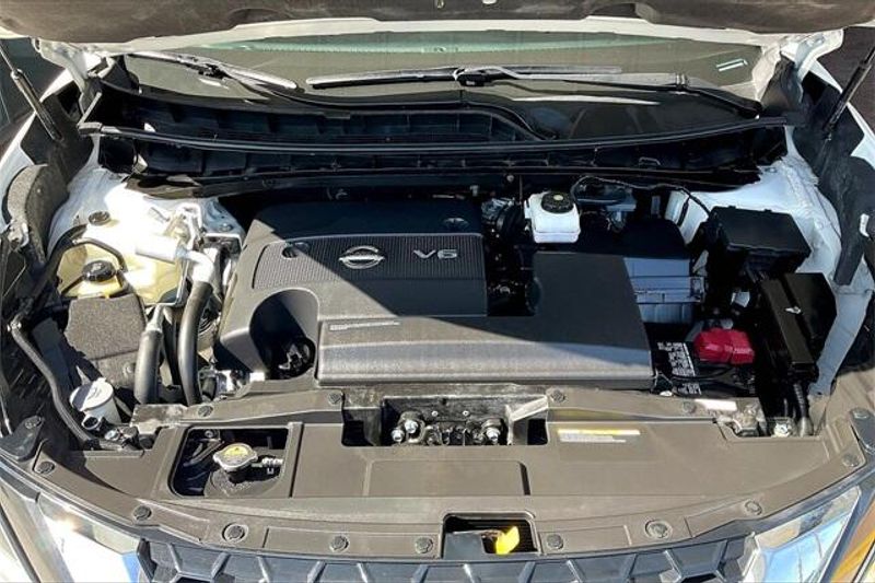 2023 Nissan Murano SVImage 9