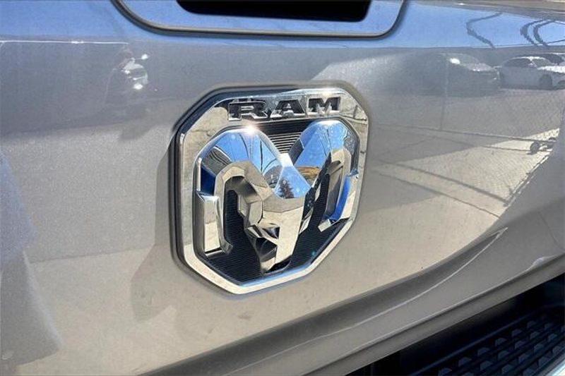 2019 RAM 1500 LaramieImage 31