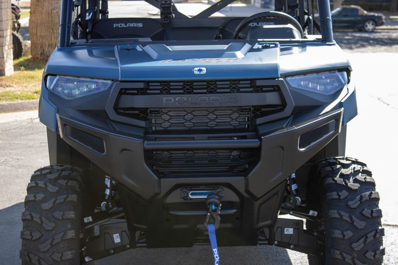 NEW 2025 POLARIS RANGER CREW XP 1000 PREMIUM Image 9