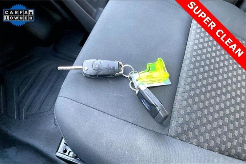 Used 2024 Ford Transit-250 Cargo Van BaseImage 10