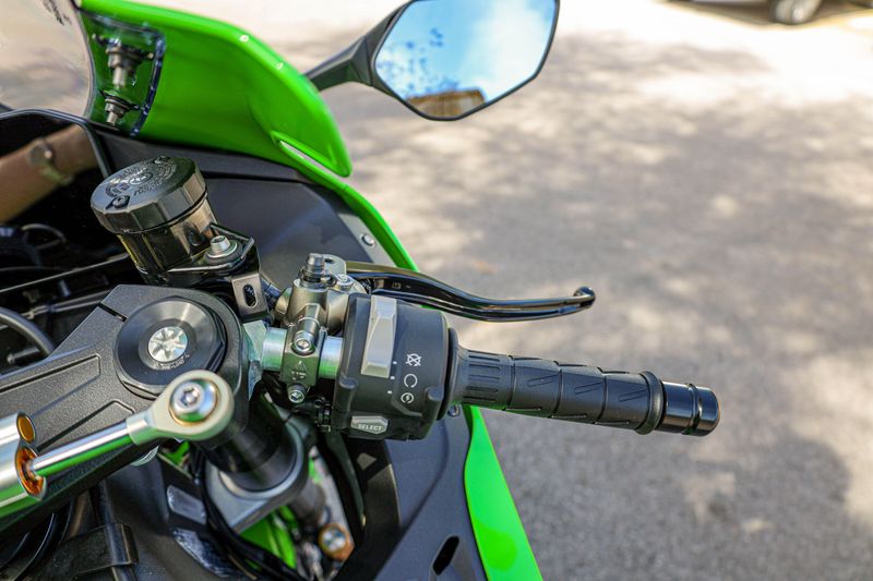 NEW 2026 KAWASAKI NINJA ZX10R ABS Image 10