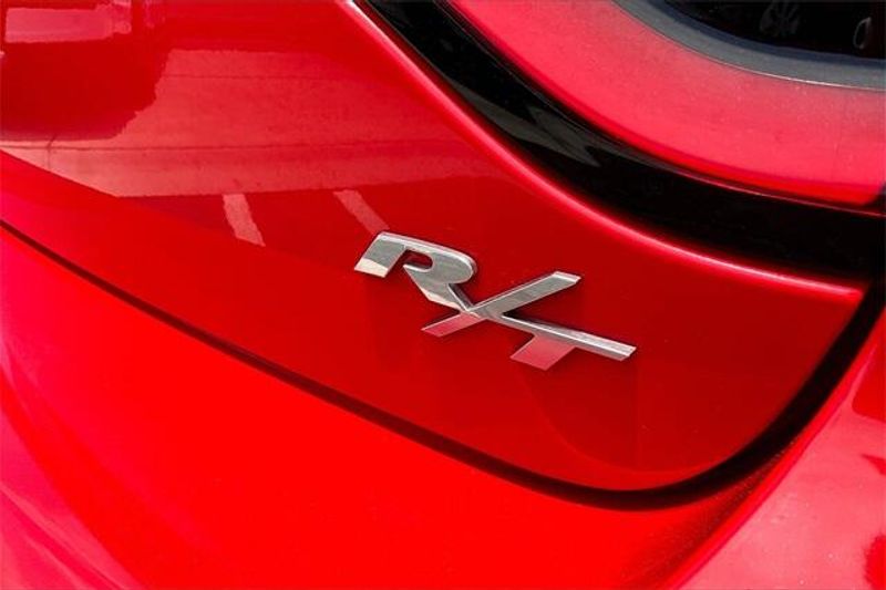 2022 Dodge Charger R/TImage 7